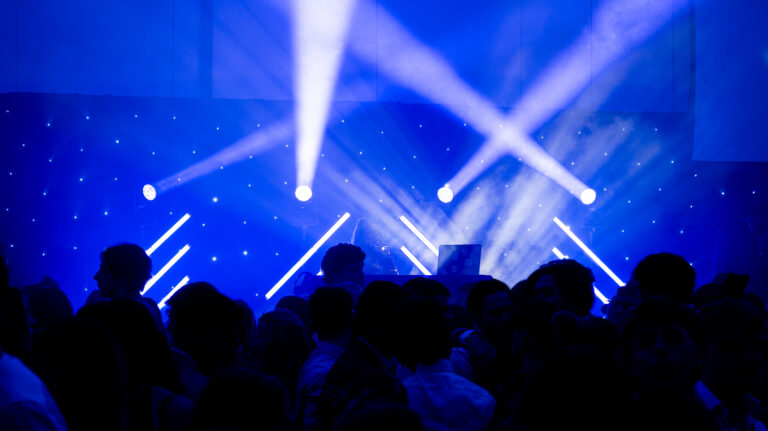 Main stage party Evora CMY300 light show